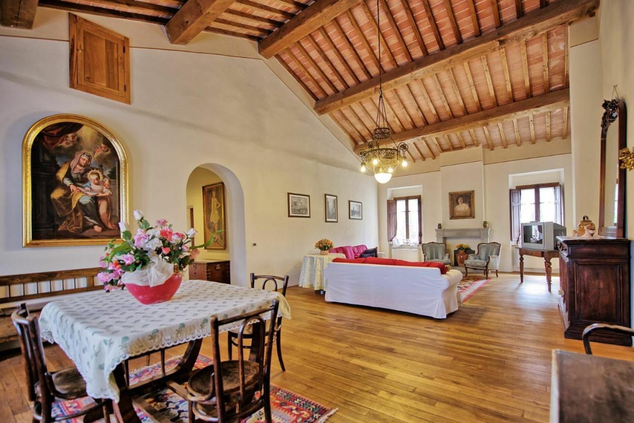 Villa Capolona By Posarellivillas Calbenzano Экстерьер фото