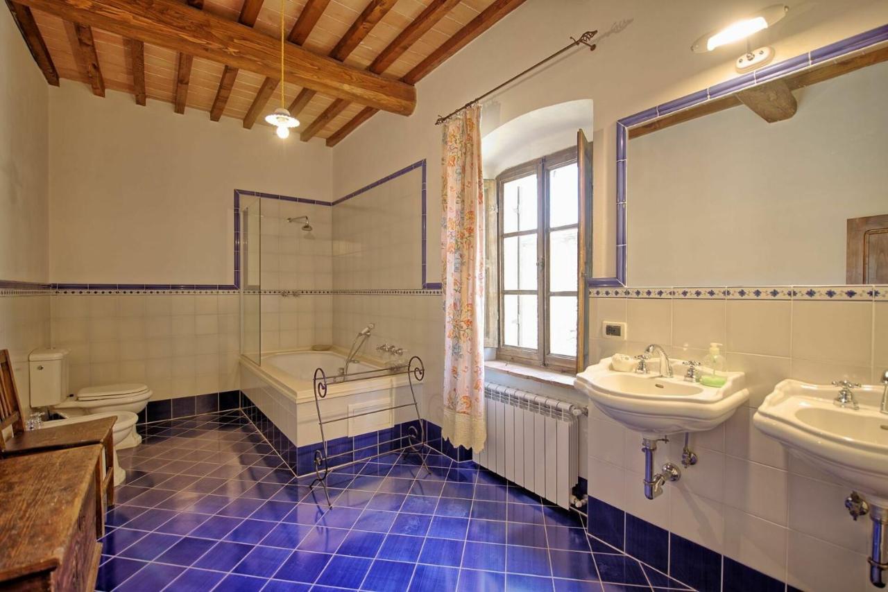 Villa Capolona By Posarellivillas Calbenzano Экстерьер фото